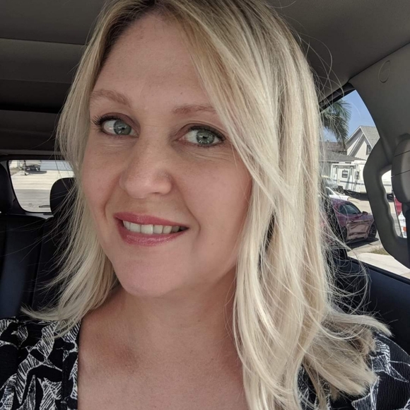 Meet your Posher, Vera - Picture 1 of 1